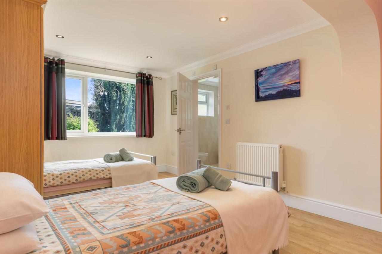Sunningdale - Beach Side Cottage, Sea Views, Parking Saundersfoot Exterior photo